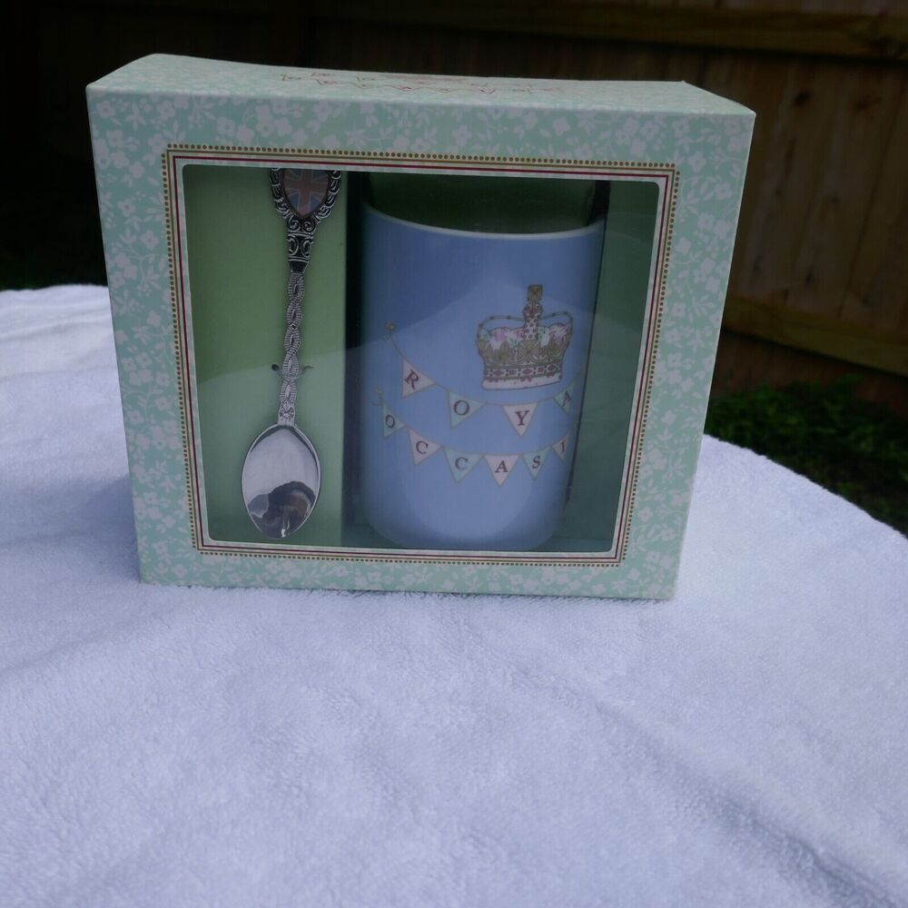 Queens by Churchill Royal Occasion Bone China Cup Mug & Spoon Set